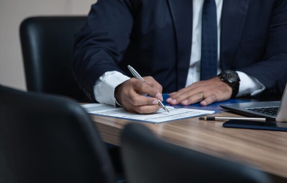 man-gd113a95b8_1920 man-gd113a95b8_1920